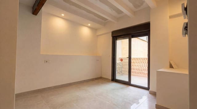 Casa de 4 habitaciones en Pego en venta con piscina - 315.000 € (Ref: 9735261)