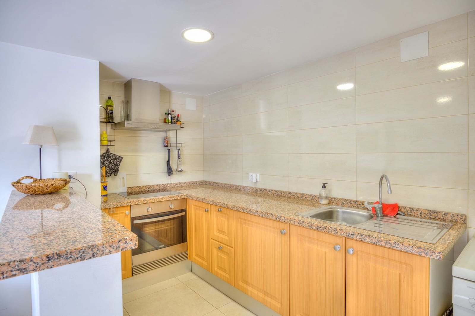 4 soveværelse Villa til salg i Moraira med swimmingpool - € 550.000 (Ref: 9735262)