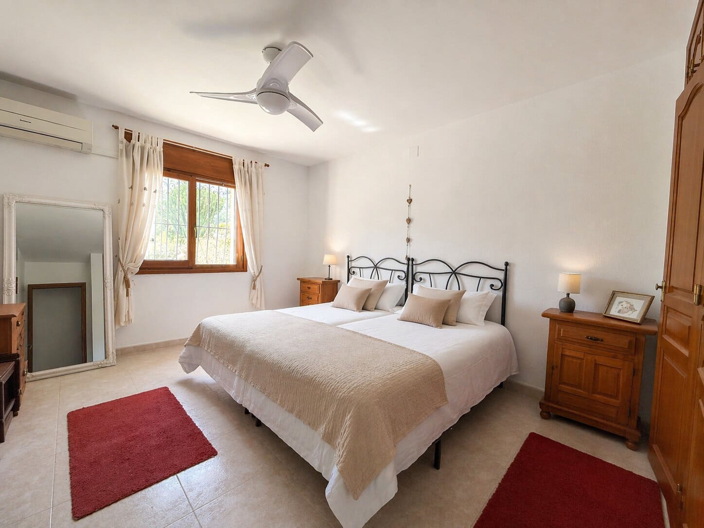 2 bedroom Villa for sale in Orba with pool - € 375,000 (Ref: 9780239)