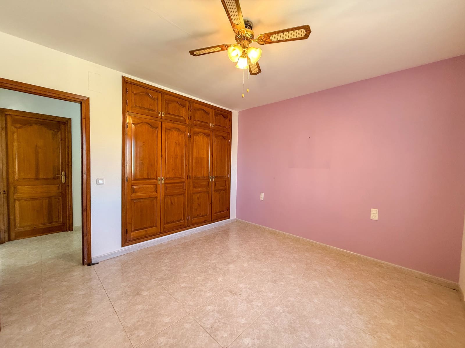 2 bedroom Villa for sale in Orba with pool - € 375,000 (Ref: 9780239)