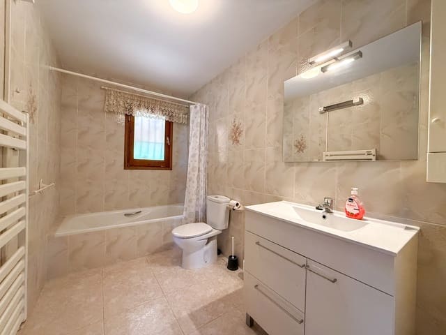 2 bedroom Villa for sale in Orba with pool - € 375,000 (Ref: 9780239)