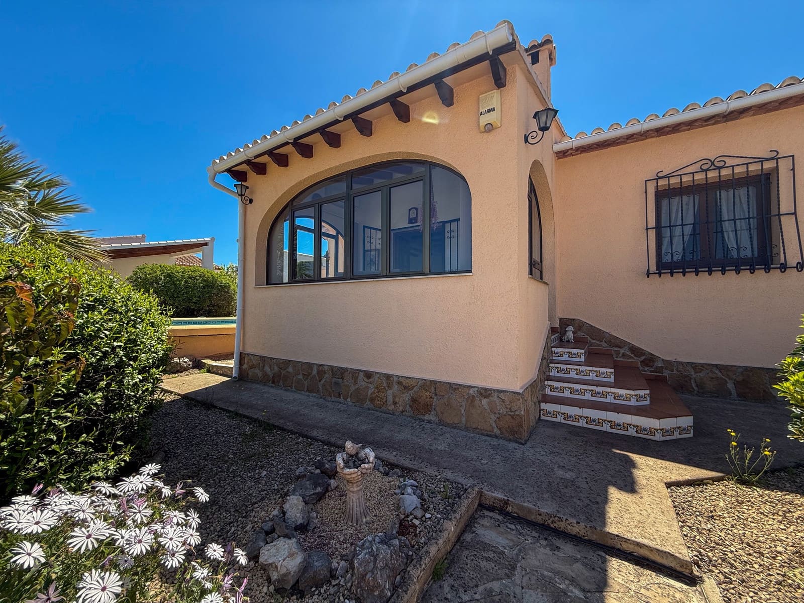 2 bedroom Villa for sale in Orba with pool - € 375,000 (Ref: 9780239)