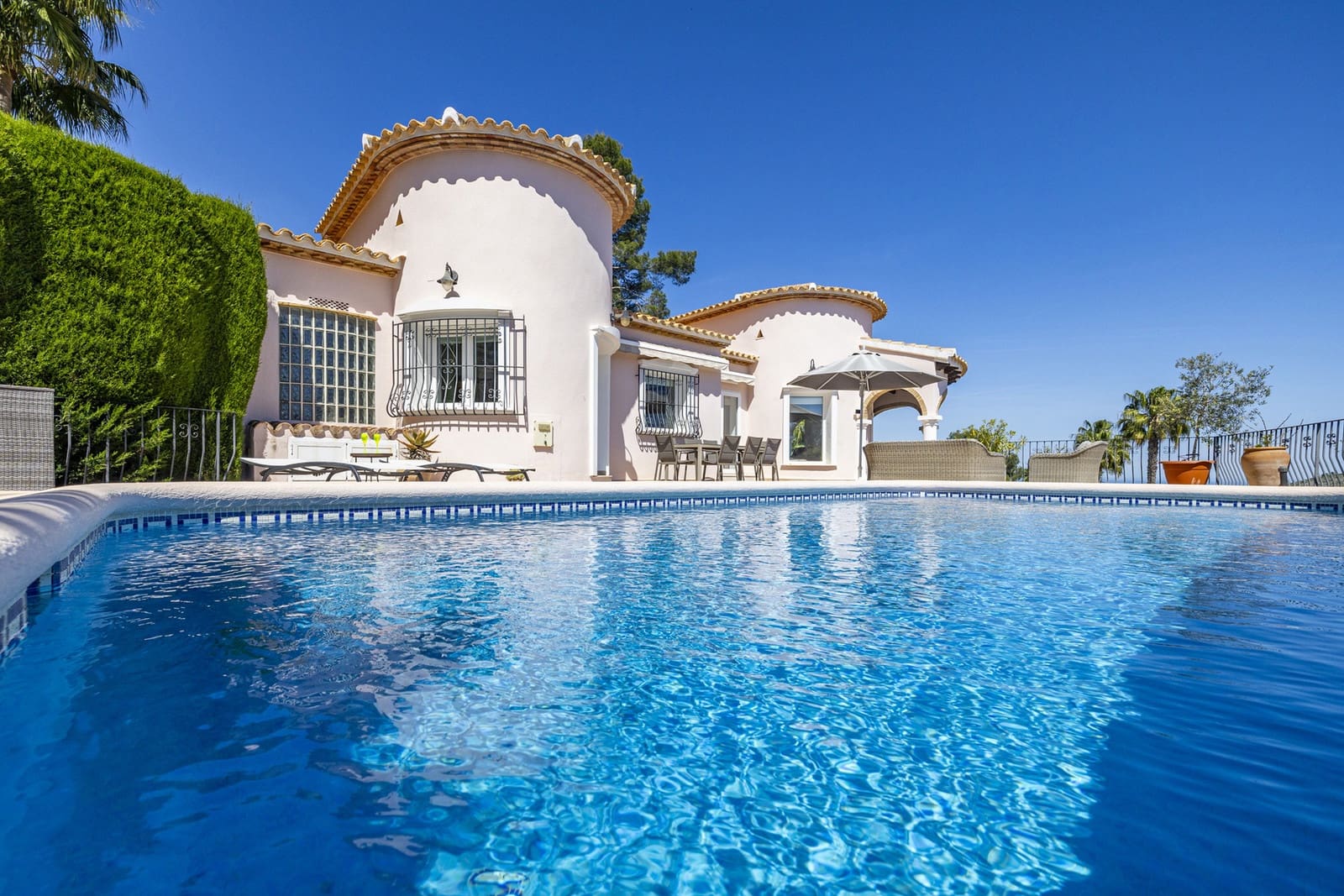 4 sovrum Villa till salu i La Sella med pool - 725 000 € (Ref: 9806206)