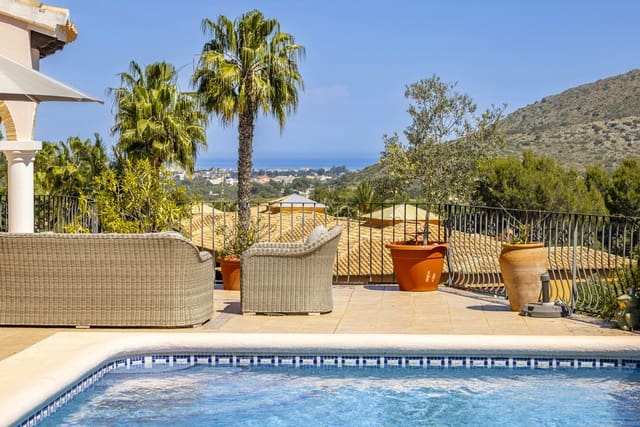 4 sovrum Villa till salu i La Sella med pool - 725 000 € (Ref: 9806206)