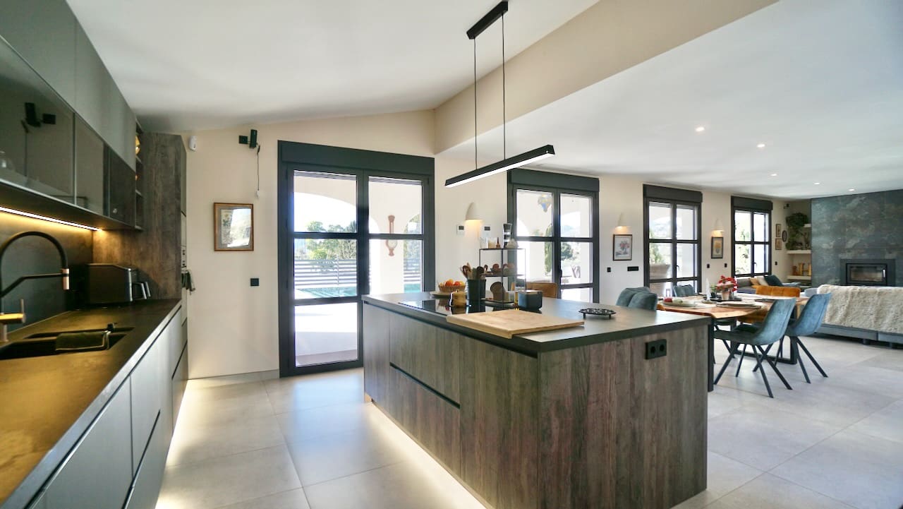 3 Zimmer Villa zu verkaufen in Benissa mit Pool - 1.335.000 € (Ref: 9807775)