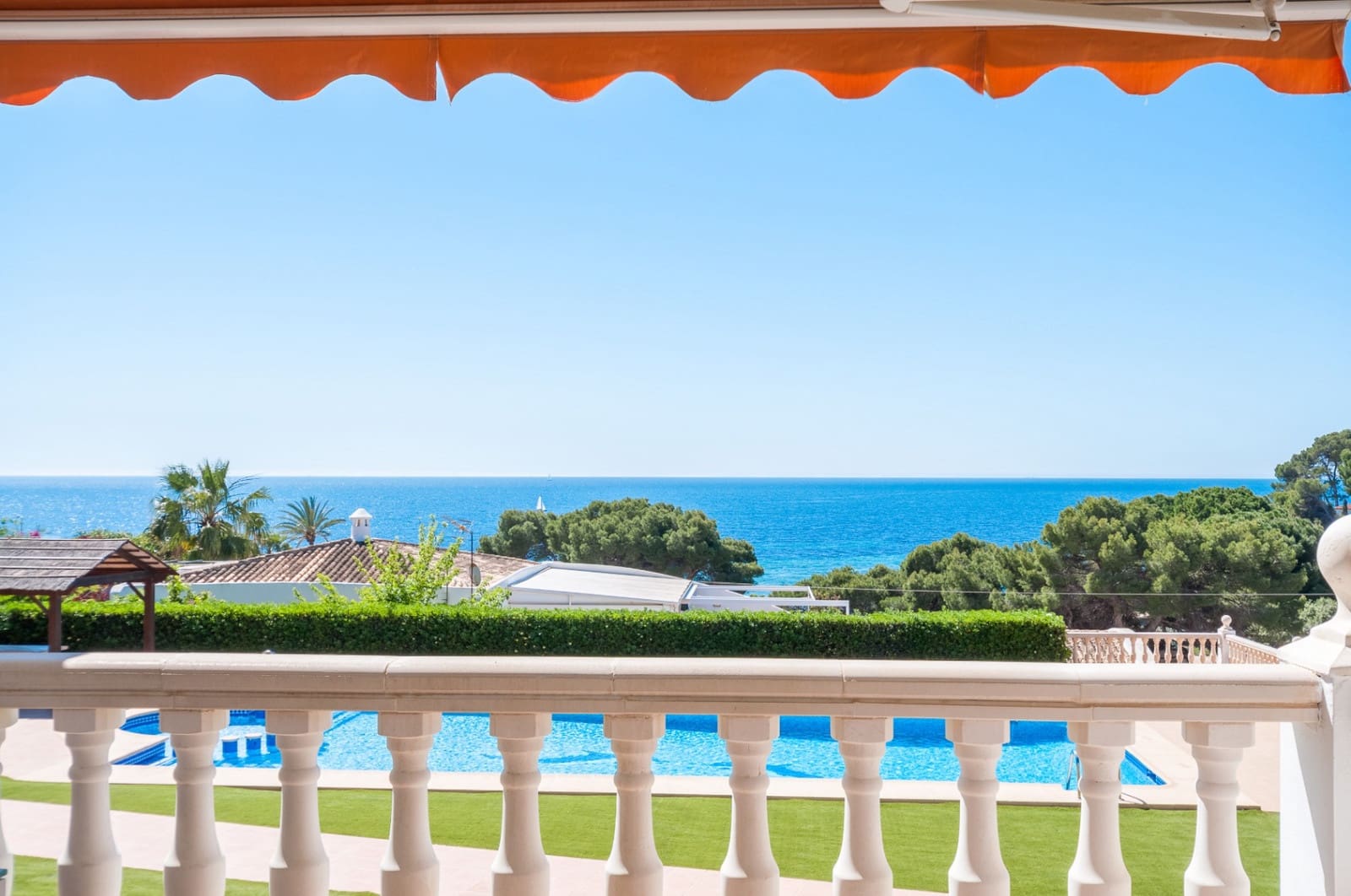 3 makuuhuone Huoneisto myytävänä paikassa Moraira mukana uima-altaan - 742 000 € (Ref: 9807776)