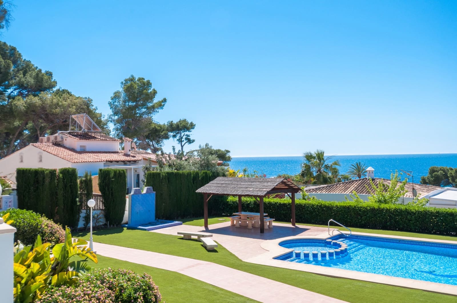 3 makuuhuone Huoneisto myytävänä paikassa Moraira mukana uima-altaan - 742 000 € (Ref: 9807776)