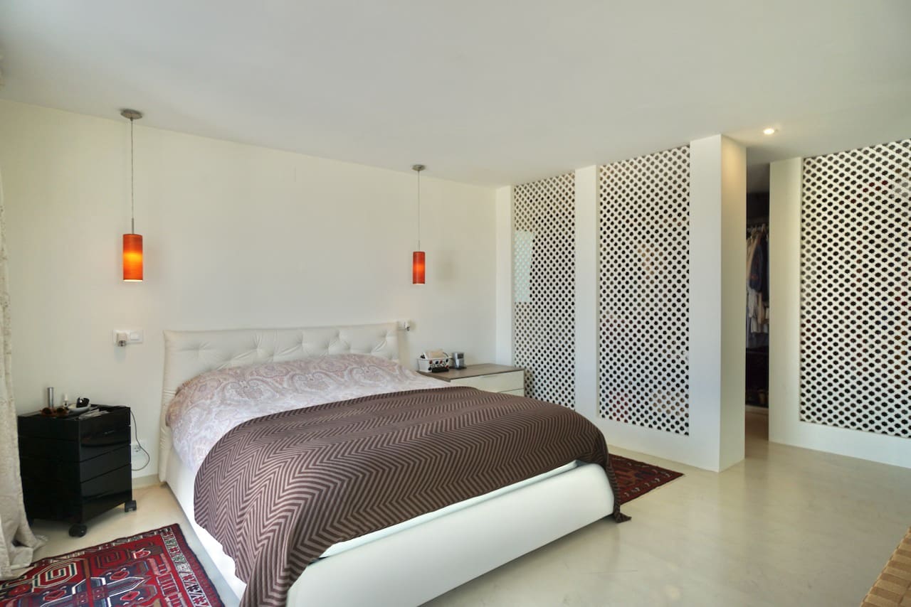 Chalet de 4 habitaciones en Moraira en venta con piscina - 2.495.000 € (Ref: 9813220)