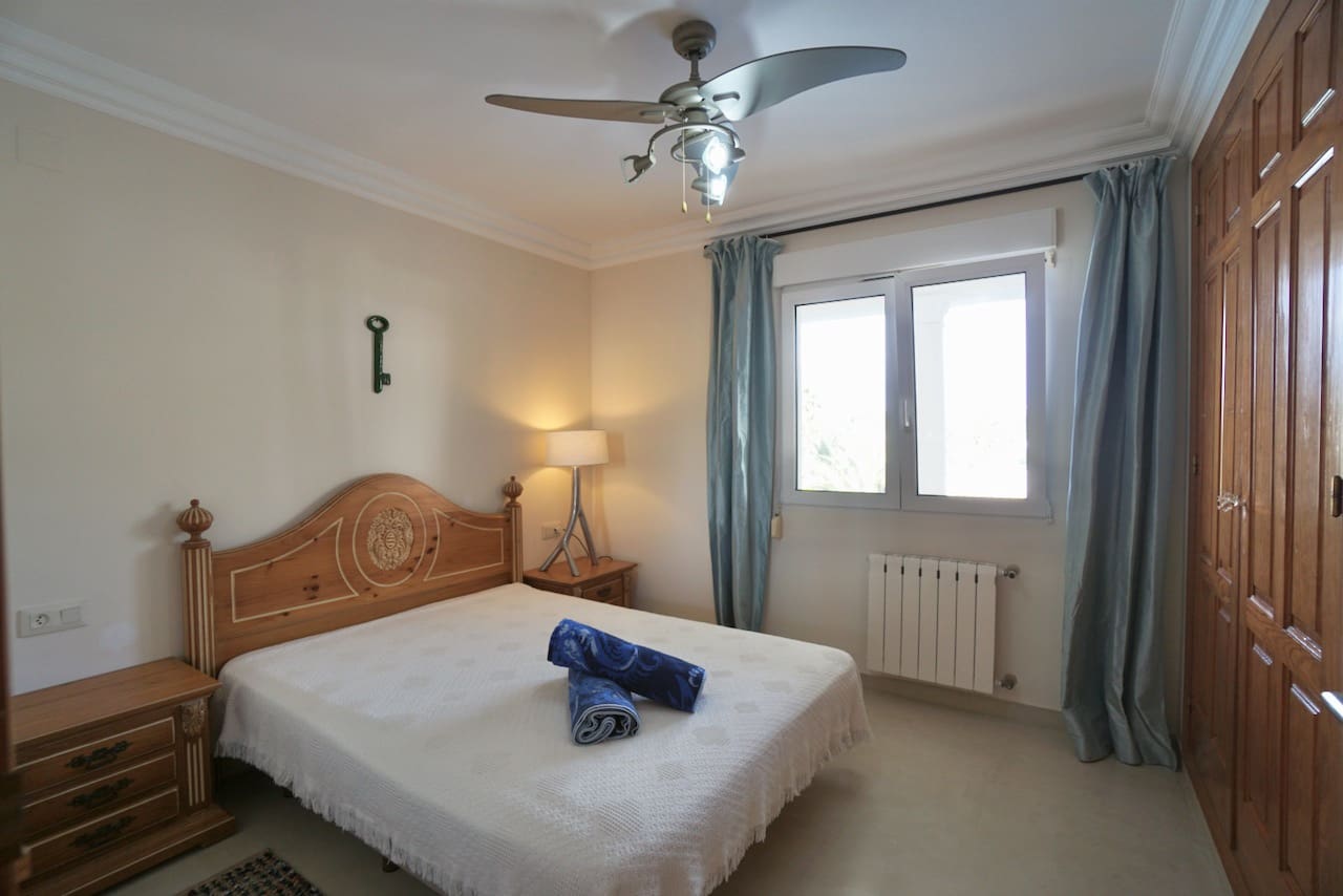 Chalet de 4 habitaciones en Moraira en venta con piscina - 2.495.000 € (Ref: 9813220)
