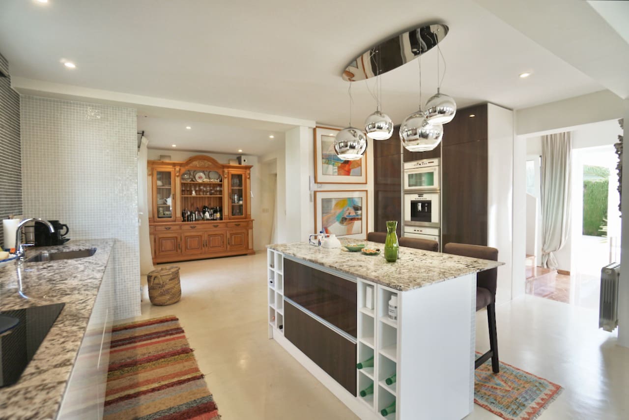 Chalet de 4 habitaciones en Moraira en venta con piscina - 2.495.000 € (Ref: 9813220)
