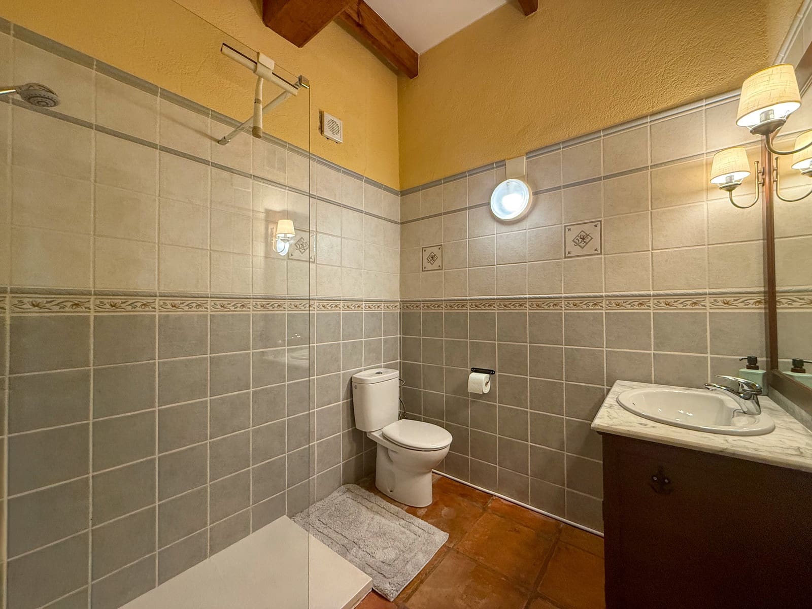 6 soverom Hus til salgs i Sagra - € 625 000 (Ref: 9813221)
