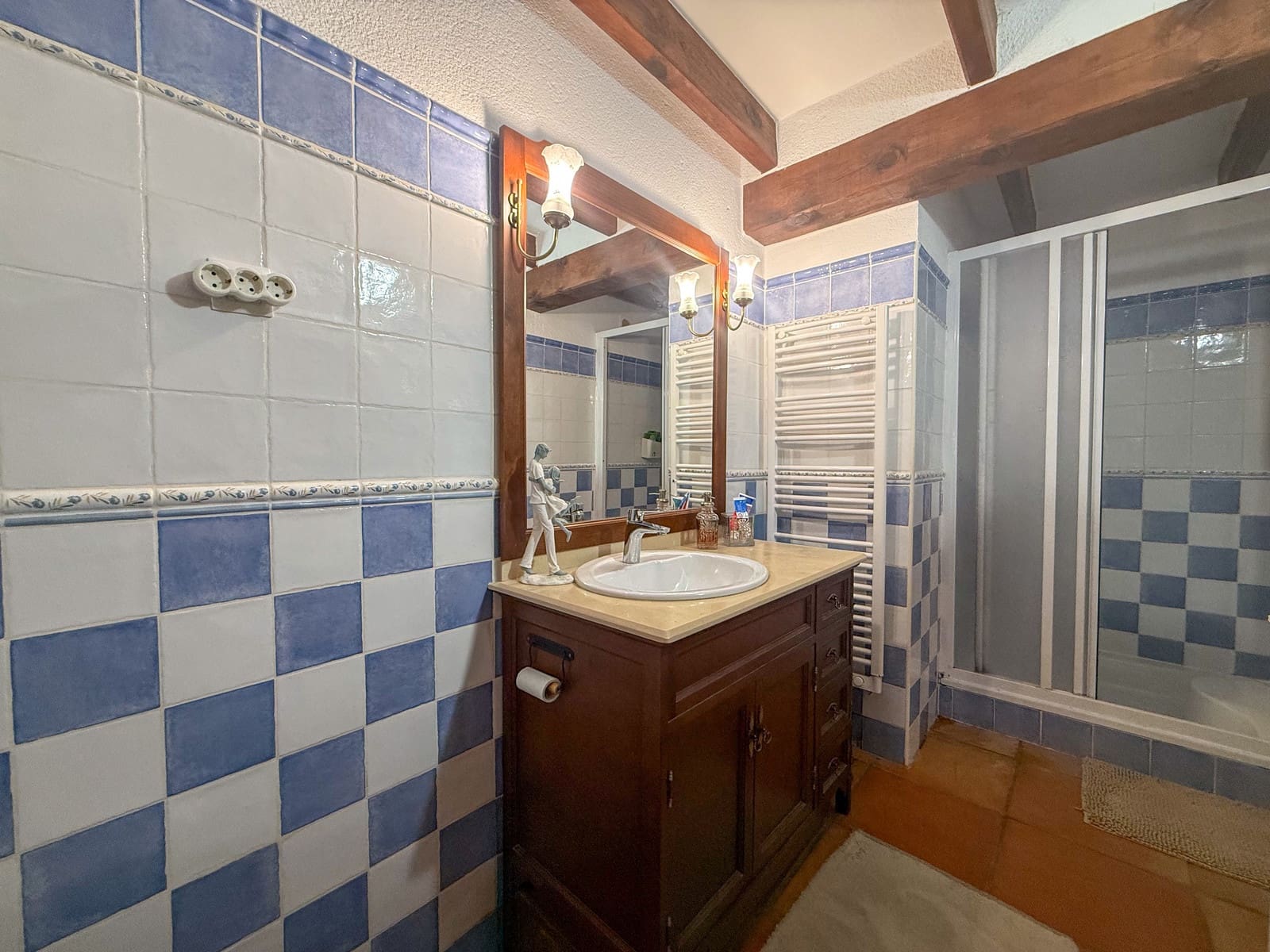 6 soverom Hus til salgs i Sagra - € 625 000 (Ref: 9813221)