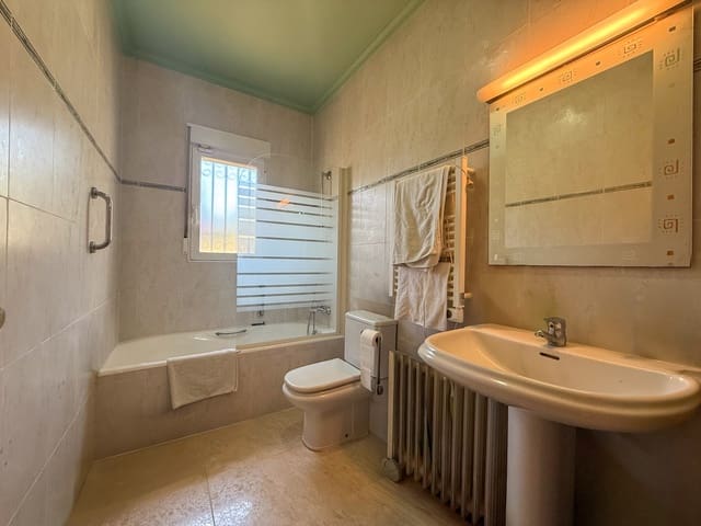 3 soveværelse Villa til salg i Pedreguer med swimmingpool - € 410.000 (Ref: 9813222)