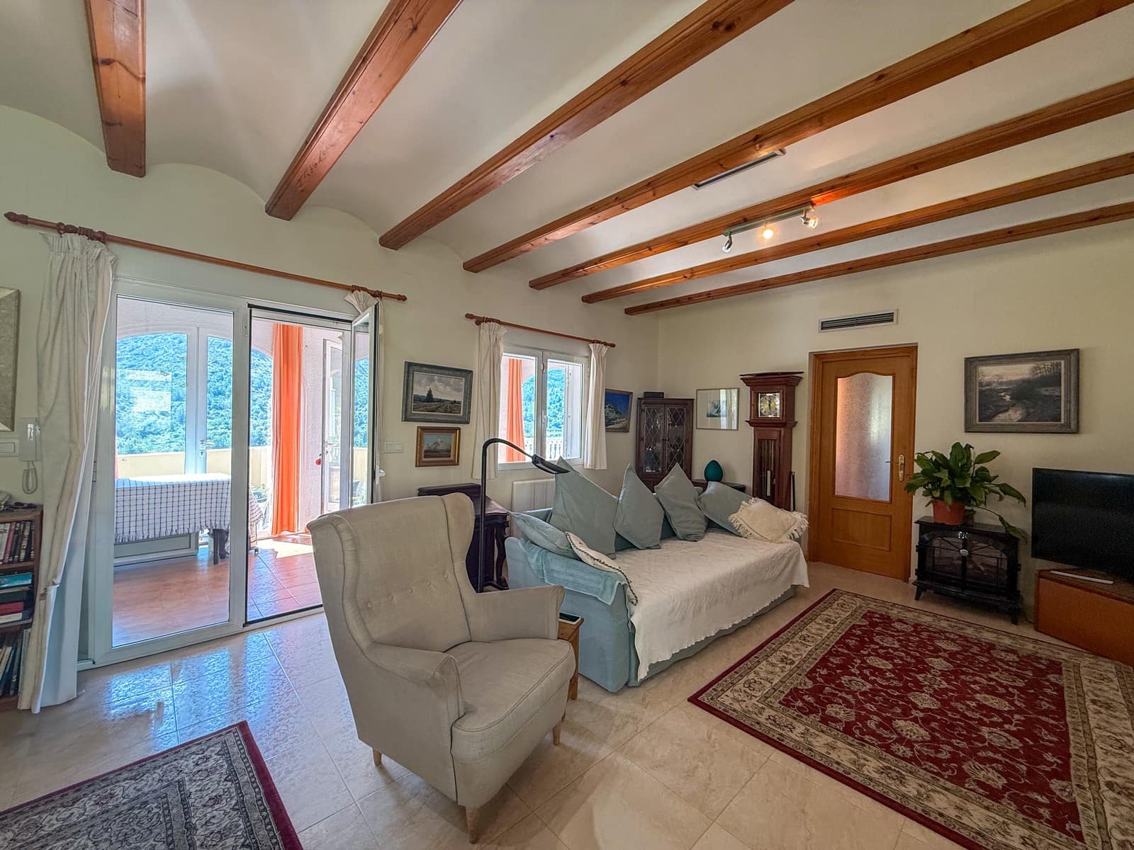 3 Zimmer Villa zu verkaufen in Pedreguer mit Pool - 410.000 € (Ref: 9813222)