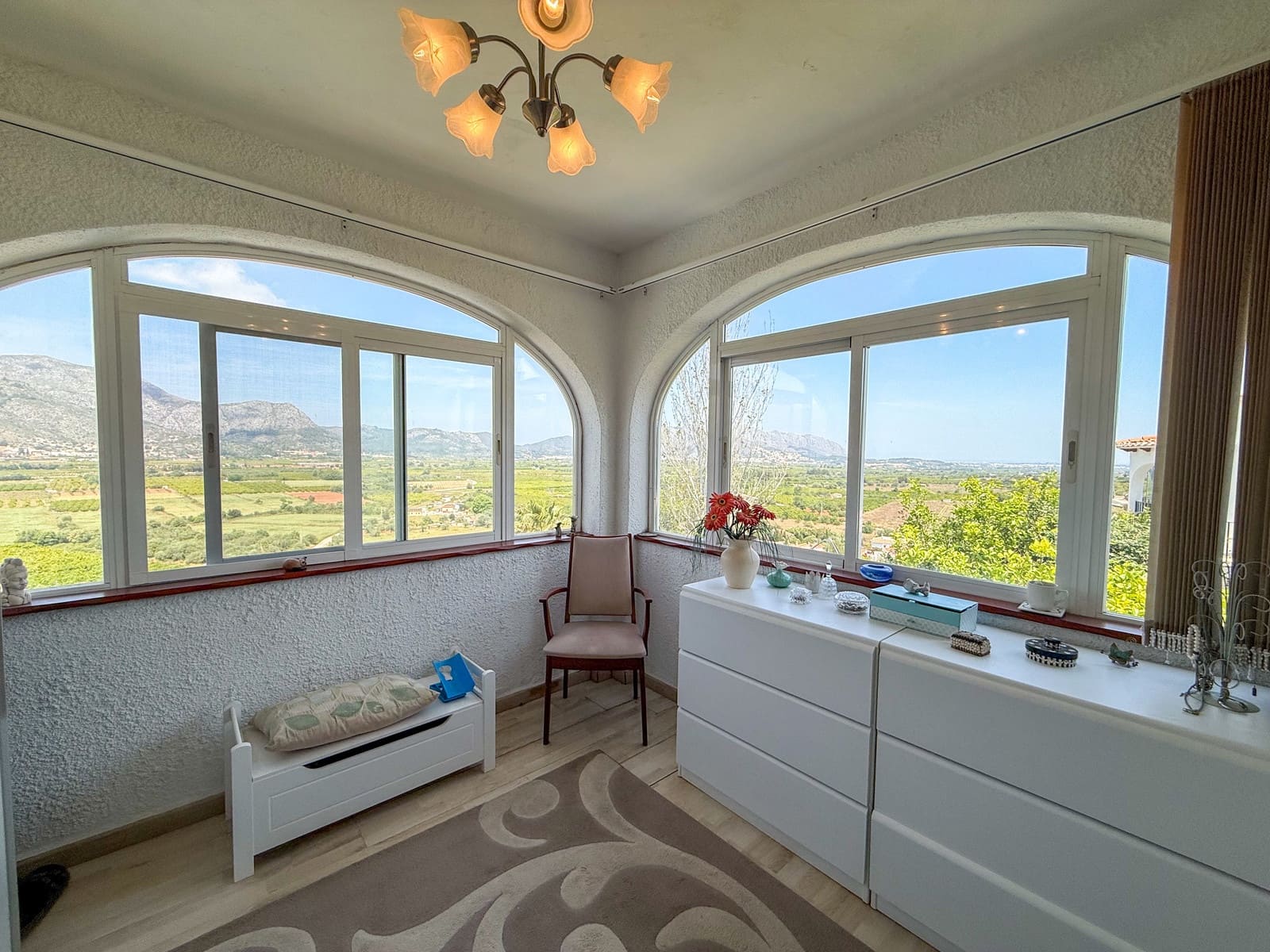 4 soveværelse Villa til salg i Orba med swimmingpool - € 420.000 (Ref: 9817779)