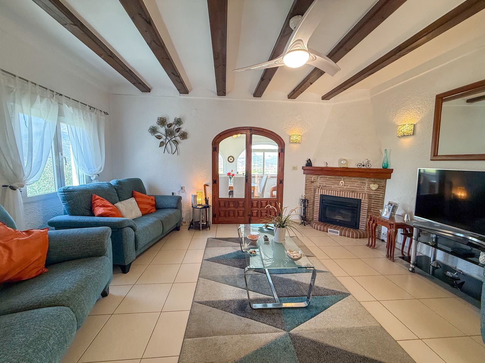 4 soveværelse Villa til salg i Orba med swimmingpool - € 420.000 (Ref: 9817779)