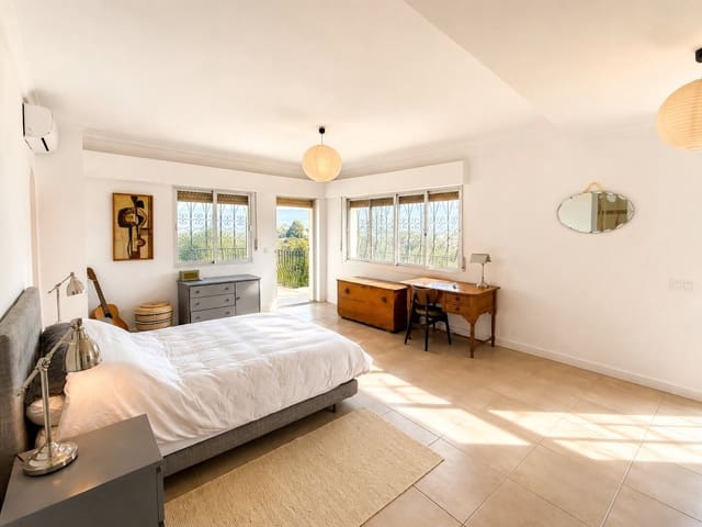 5 chambre Villa/Maison à vendre à Parcent avec piscine - 475 000 € (Ref: 9826349)