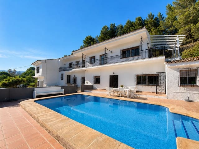5 chambre Villa/Maison à vendre à Parcent avec piscine - 475 000 € (Ref: 9826349)