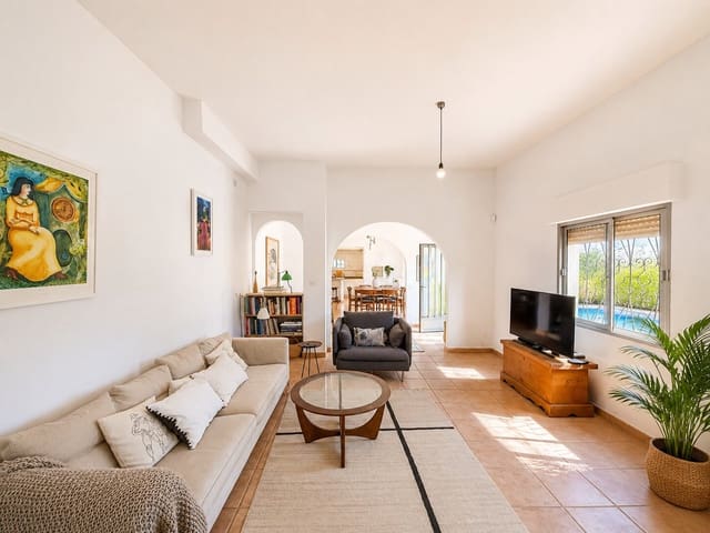 5 chambre Villa/Maison à vendre à Parcent avec piscine - 475 000 € (Ref: 9826349)