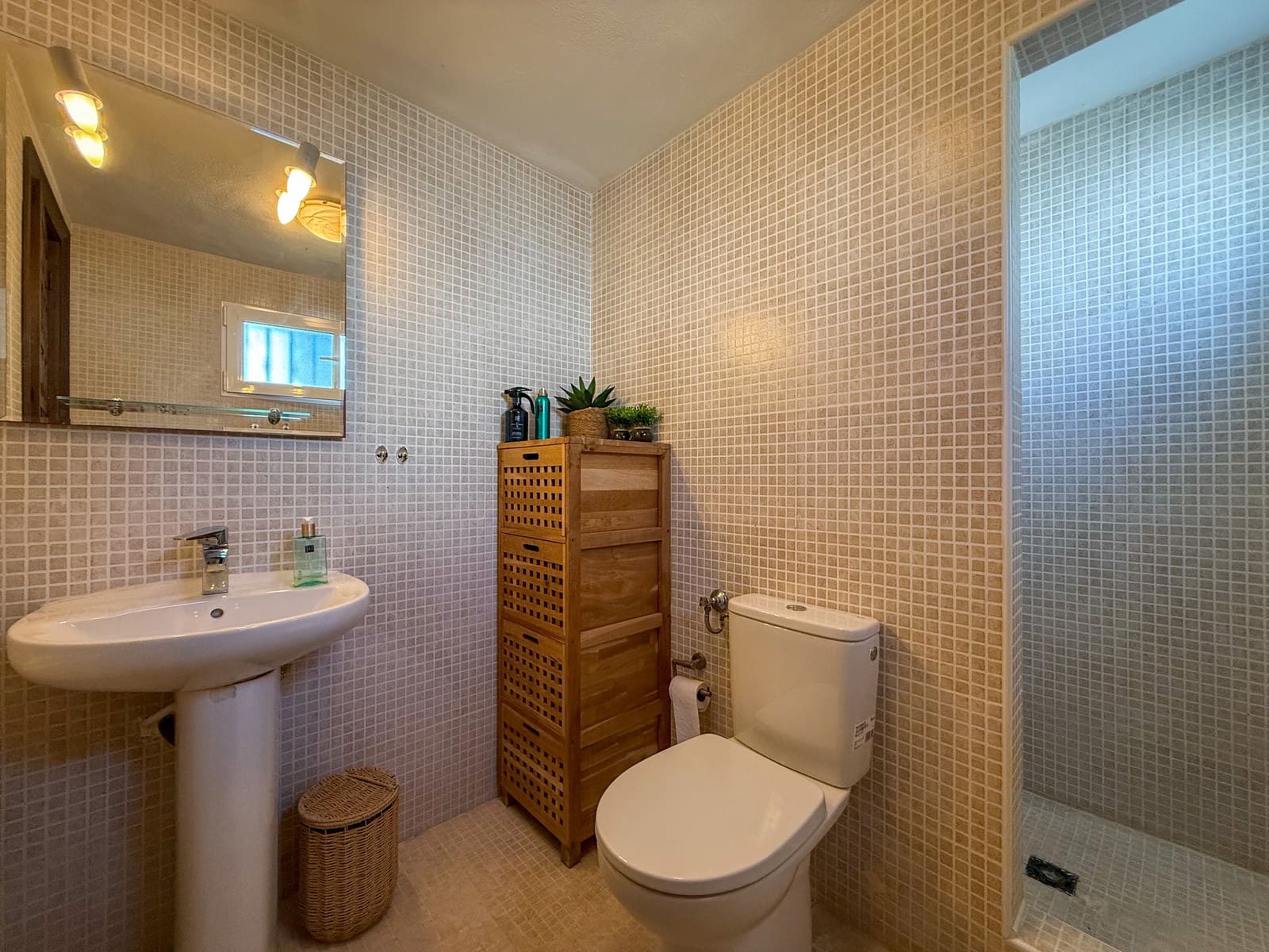 3 bedroom Villa for sale in Benidoleig - € 295,000 (Ref: 9833365)