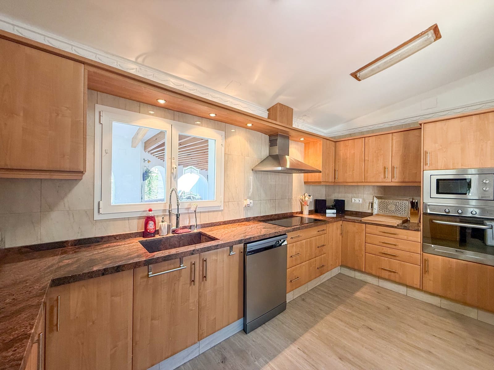 6 soverom Villa til salgs i Monte Pego med svømmebasseng - € 895 000 (Ref: 9855063)