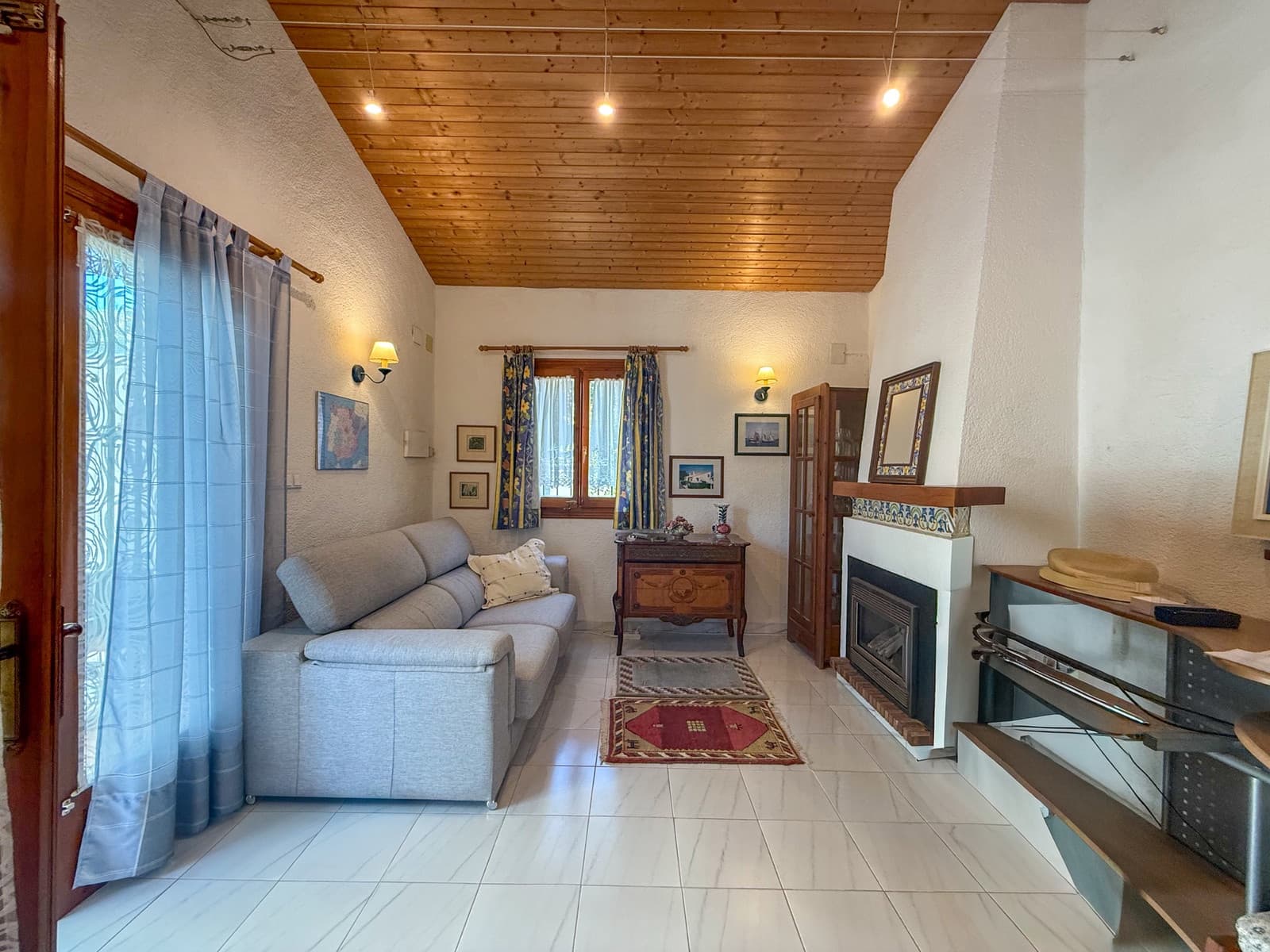 2 slaapkamer Villa te koop in Denia met zwembad - € 275.000 (Ref: 9866696)