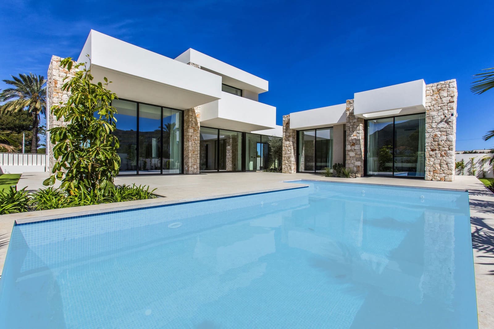 3 sovrum Villa till salu i Denia med pool - 1 362 600 € (Ref: 9899130)