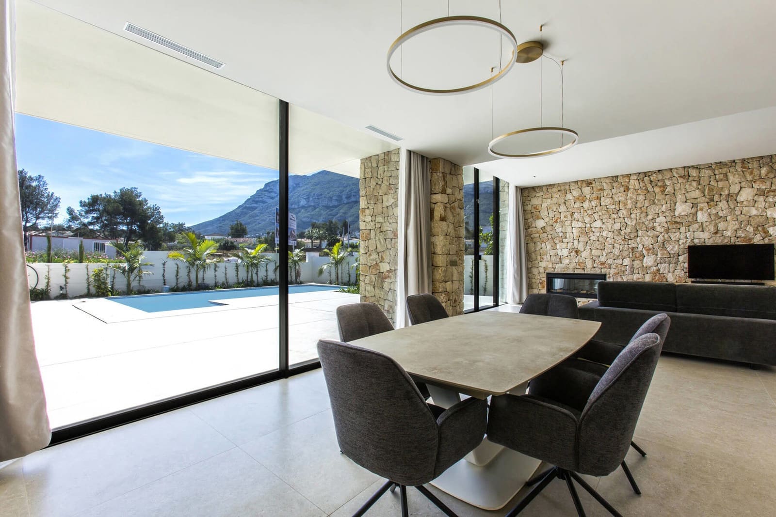 3 sovrum Villa till salu i Denia med pool - 1 362 600 € (Ref: 9899130)