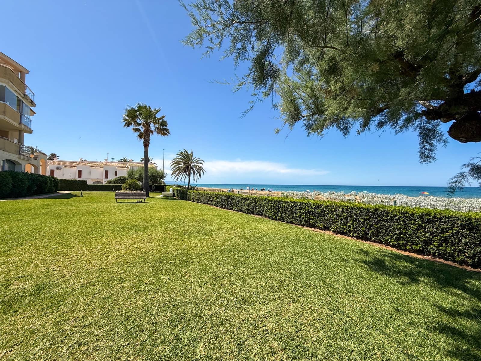 2 soveværelse Lejlighed til salg i Denia med swimmingpool - € 390.000 (Ref: 9915310)