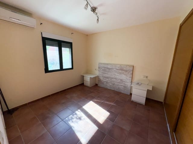3 sypialnia Dom na sprzedaż w Llosa de Camacho, Alcalalí / Alcanalí z basenem garażem - 215 000 € (Ref: 9935962)