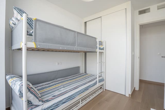 2 sypialnia Penthouse na sprzedaż w Denia z basenem garażem - 450 000 € (Ref: 9947352)