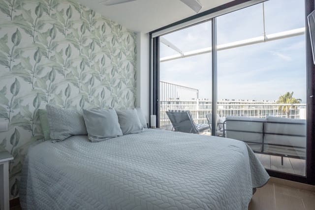 2 sypialnia Penthouse na sprzedaż w Denia z basenem garażem - 450 000 € (Ref: 9947352)
