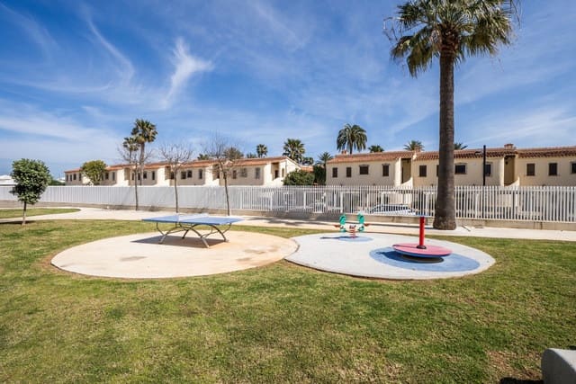 2 sypialnia Penthouse na sprzedaż w Denia z basenem garażem - 450 000 € (Ref: 9947352)