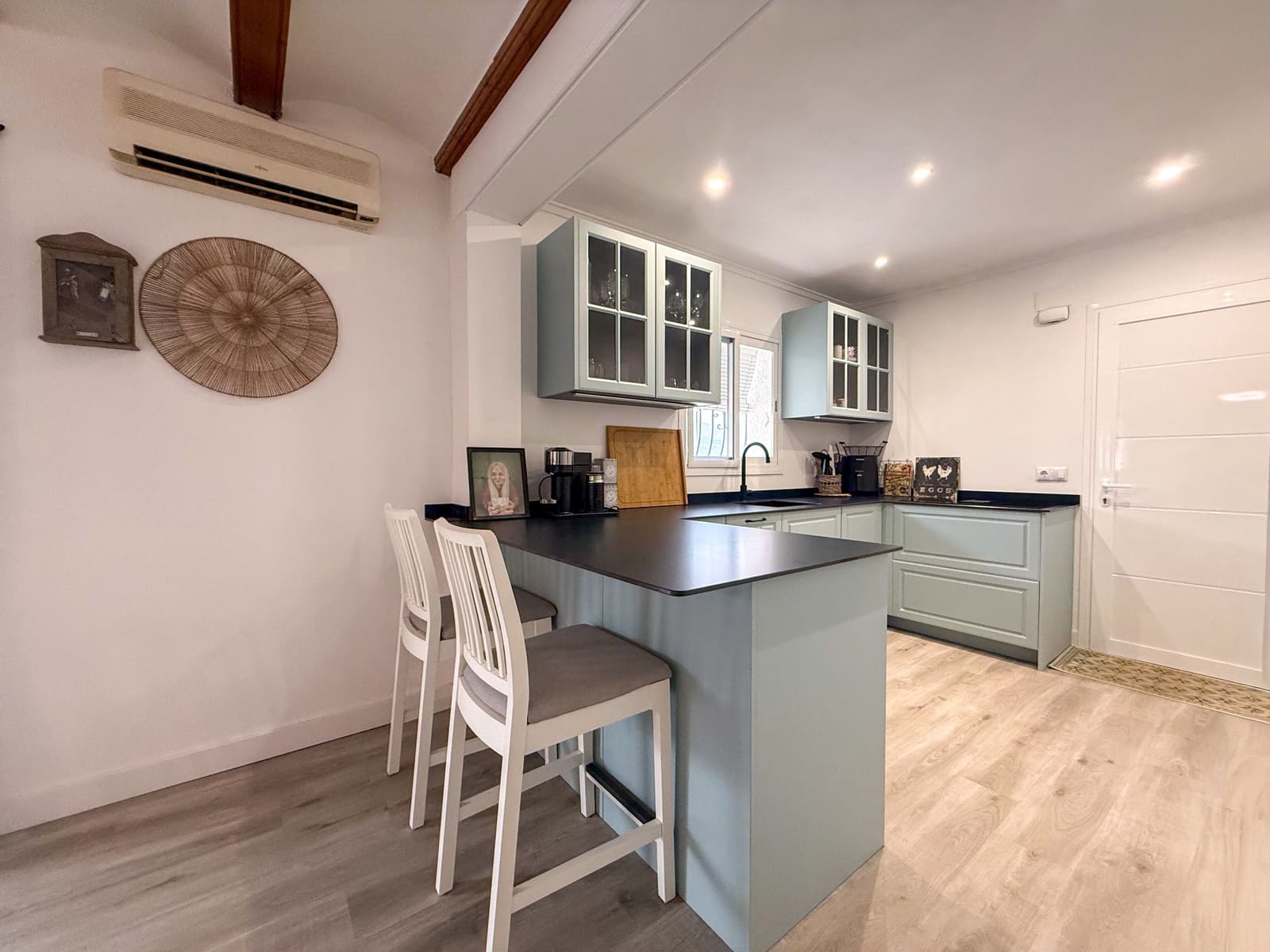 3 soverom Villa til salgs i Orba med svømmebasseng garasje - € 440 000 (Ref: 9980213)