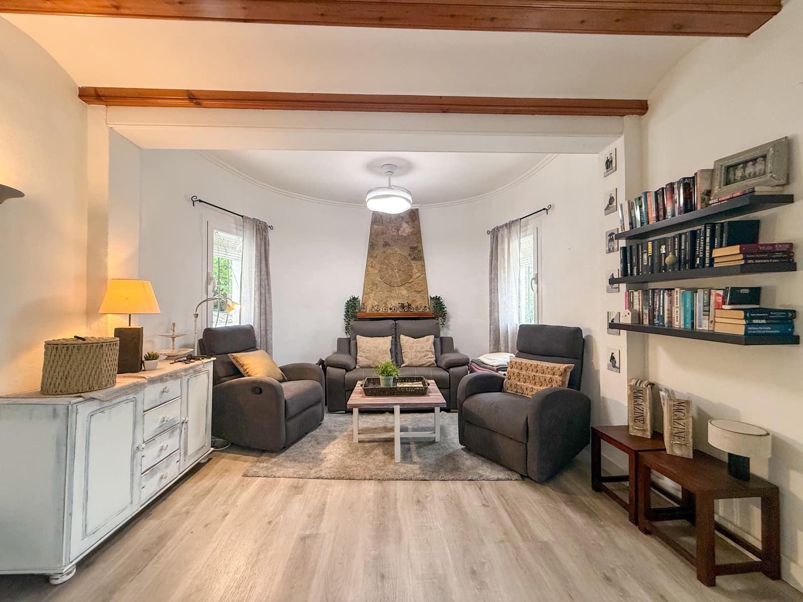 3 soverom Villa til salgs i Orba med svømmebasseng garasje - € 440 000 (Ref: 9980213)