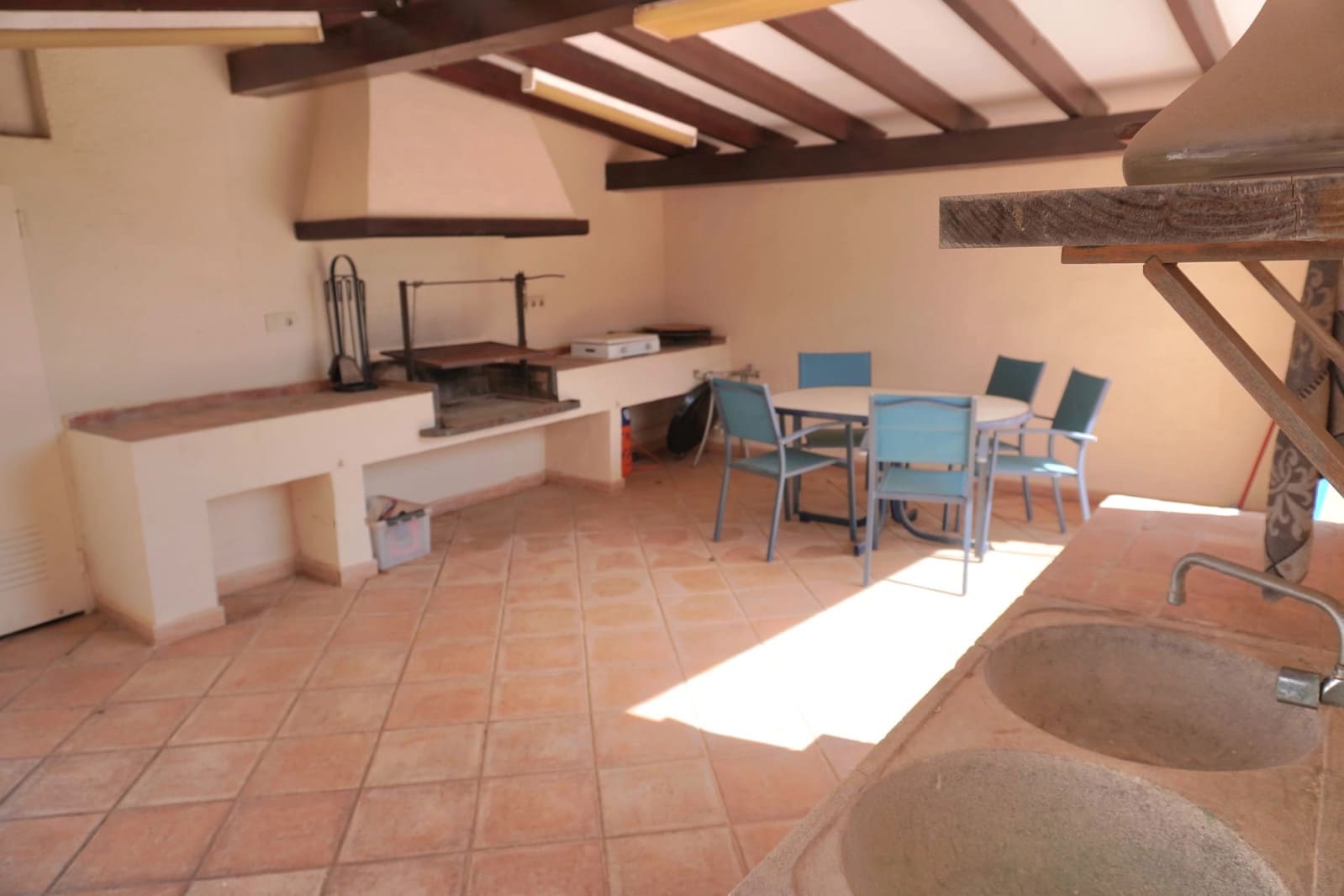 4 bedroom Villa for sale in Denia with garage - € 1,090,000 (Ref: 9982671)