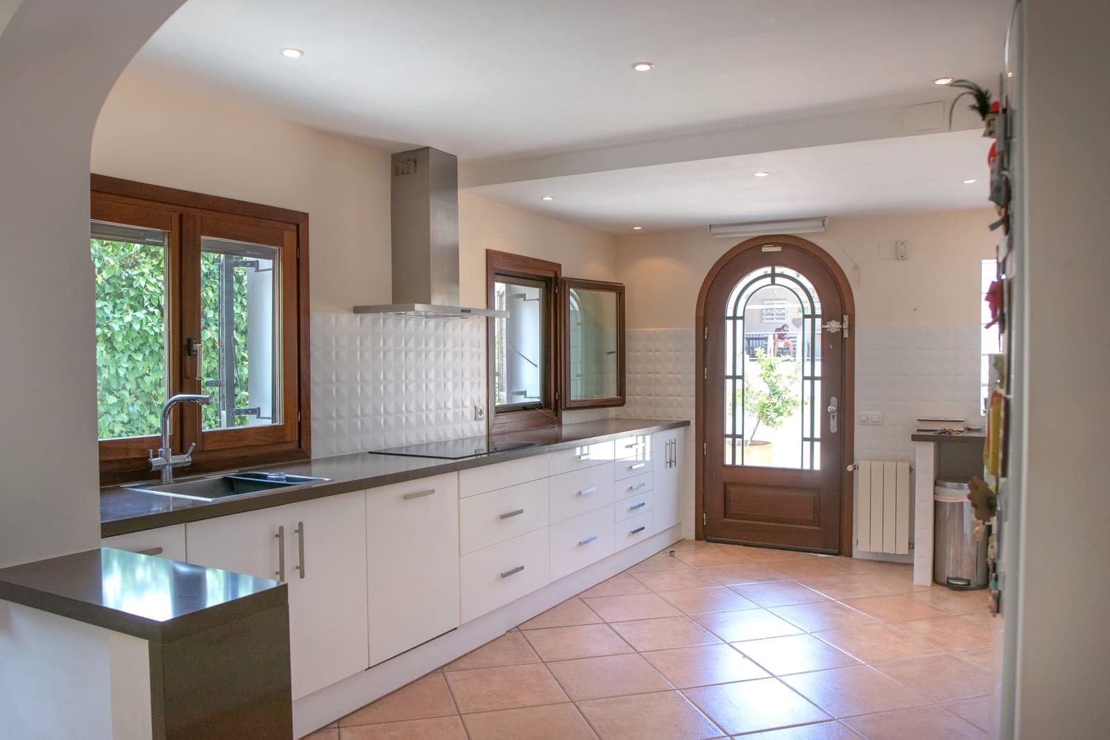 4 bedroom Villa for sale in Denia with garage - € 1,090,000 (Ref: 9982671)
