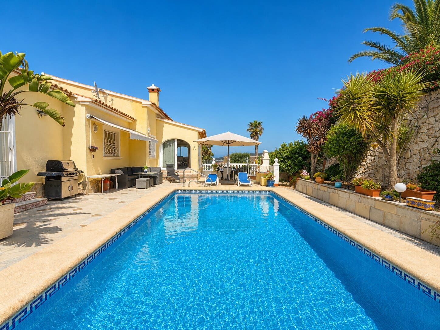 3 Zimmer Villa zu verkaufen in Benitachell / Benitatxell mit Pool Garage - 649.000 € (Ref: 9982673)