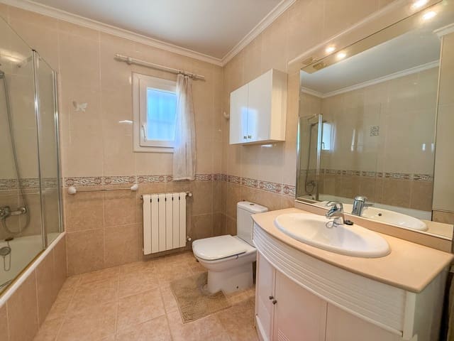 3 Zimmer Villa zu verkaufen in Benitachell / Benitatxell mit Pool Garage - 649.000 € (Ref: 9982673)