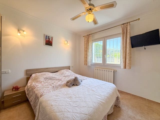 3 Zimmer Villa zu verkaufen in Benitachell / Benitatxell mit Pool Garage - 649.000 € (Ref: 9982673)