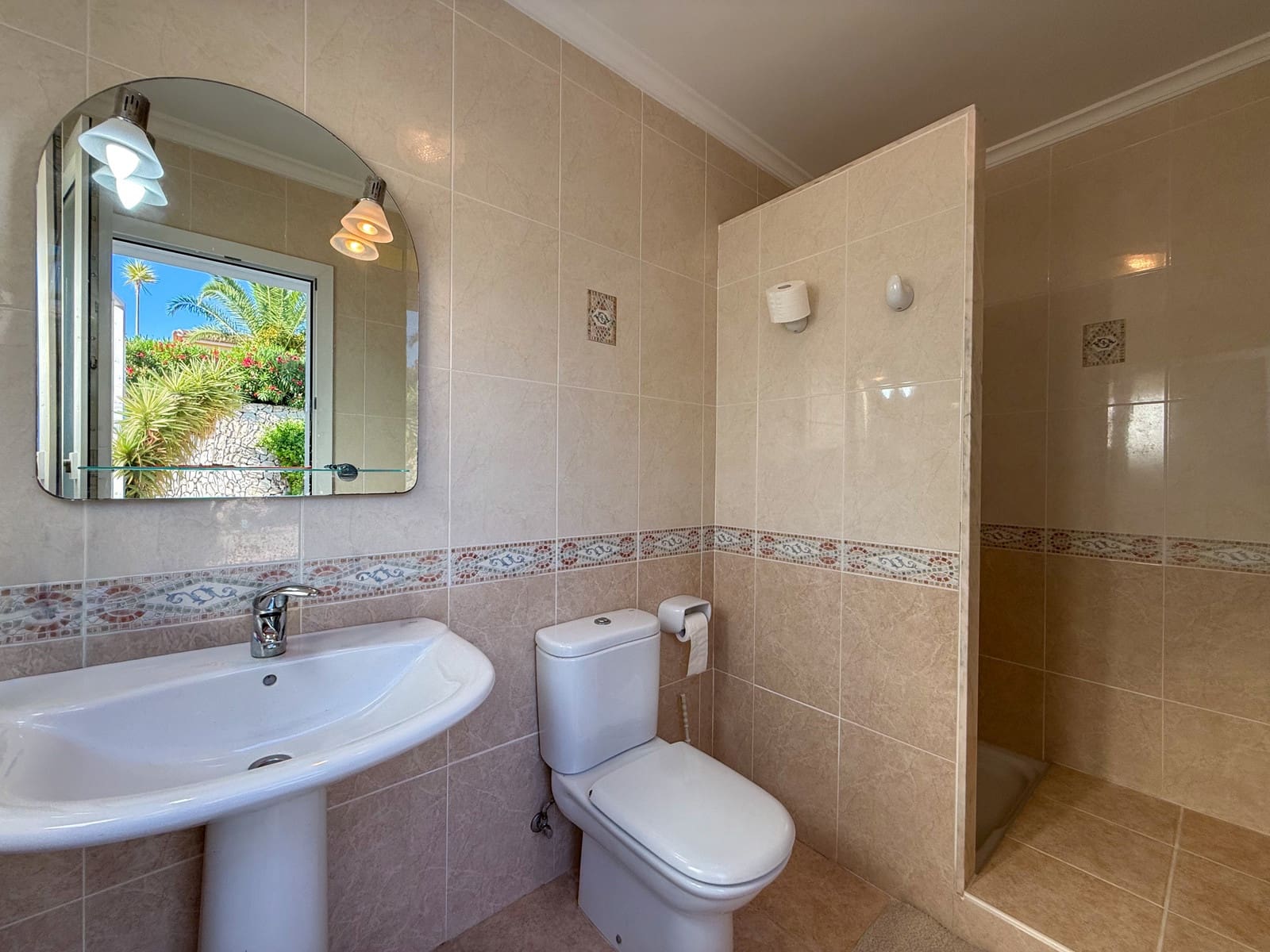 3 Zimmer Villa zu verkaufen in Benitachell / Benitatxell mit Pool Garage - 649.000 € (Ref: 9982673)