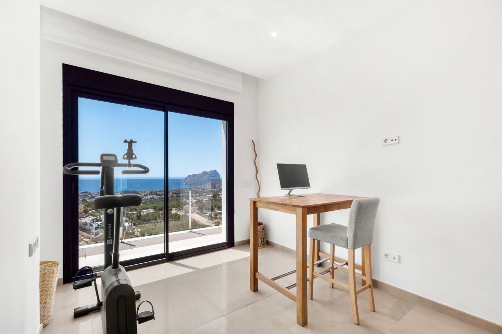 4 soverom Villa til salgs i Benissa med svømmebasseng garasje - € 2 350 000 (Ref: 9982675)