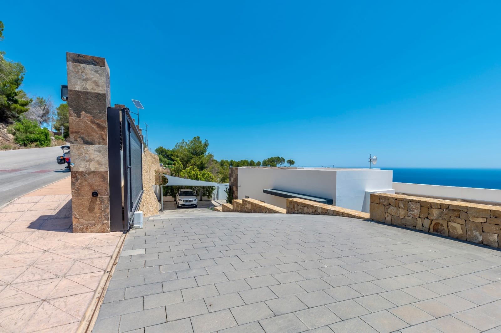 4 soverom Villa til salgs i Benissa med svømmebasseng garasje - € 2 350 000 (Ref: 9982675)