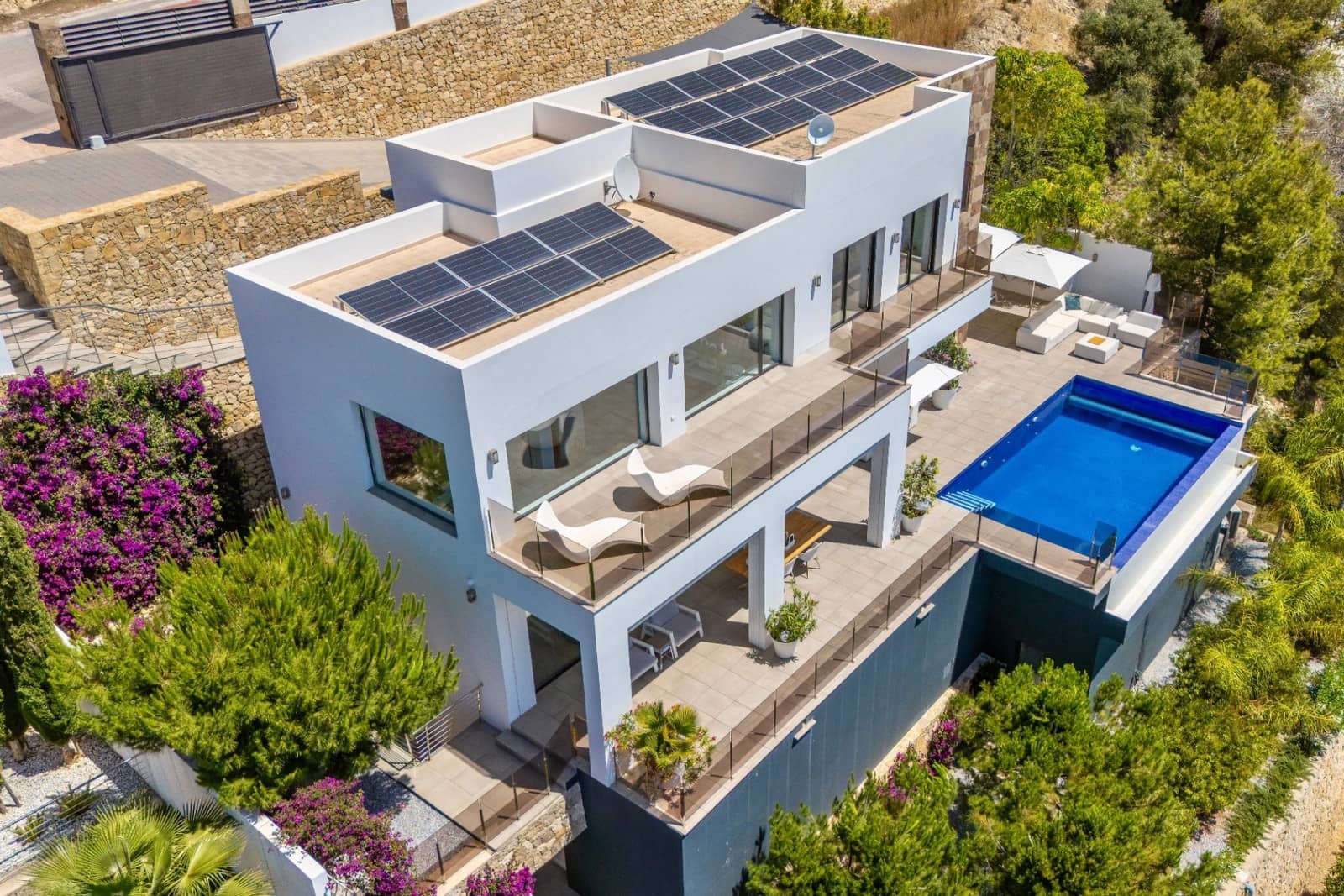 4 soverom Villa til salgs i Benissa med svømmebasseng garasje - € 2 350 000 (Ref: 9982675)