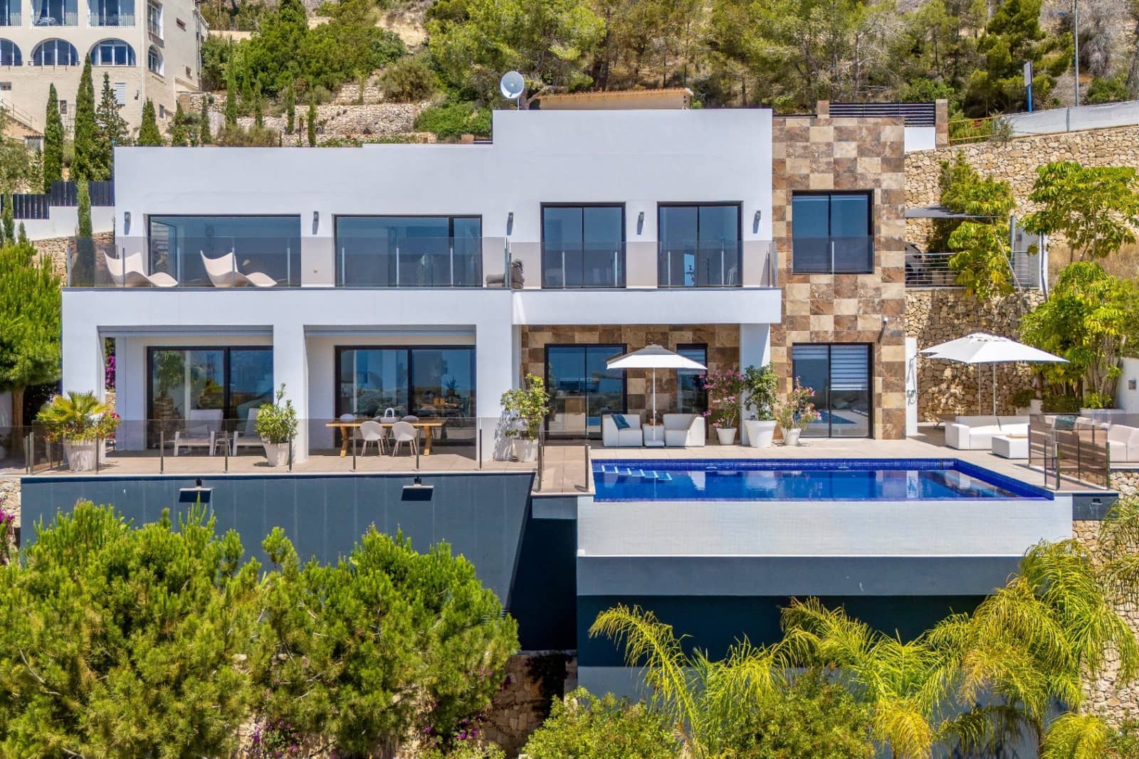 4 soverom Villa til salgs i Benissa med svømmebasseng garasje - € 2 350 000 (Ref: 9982675)