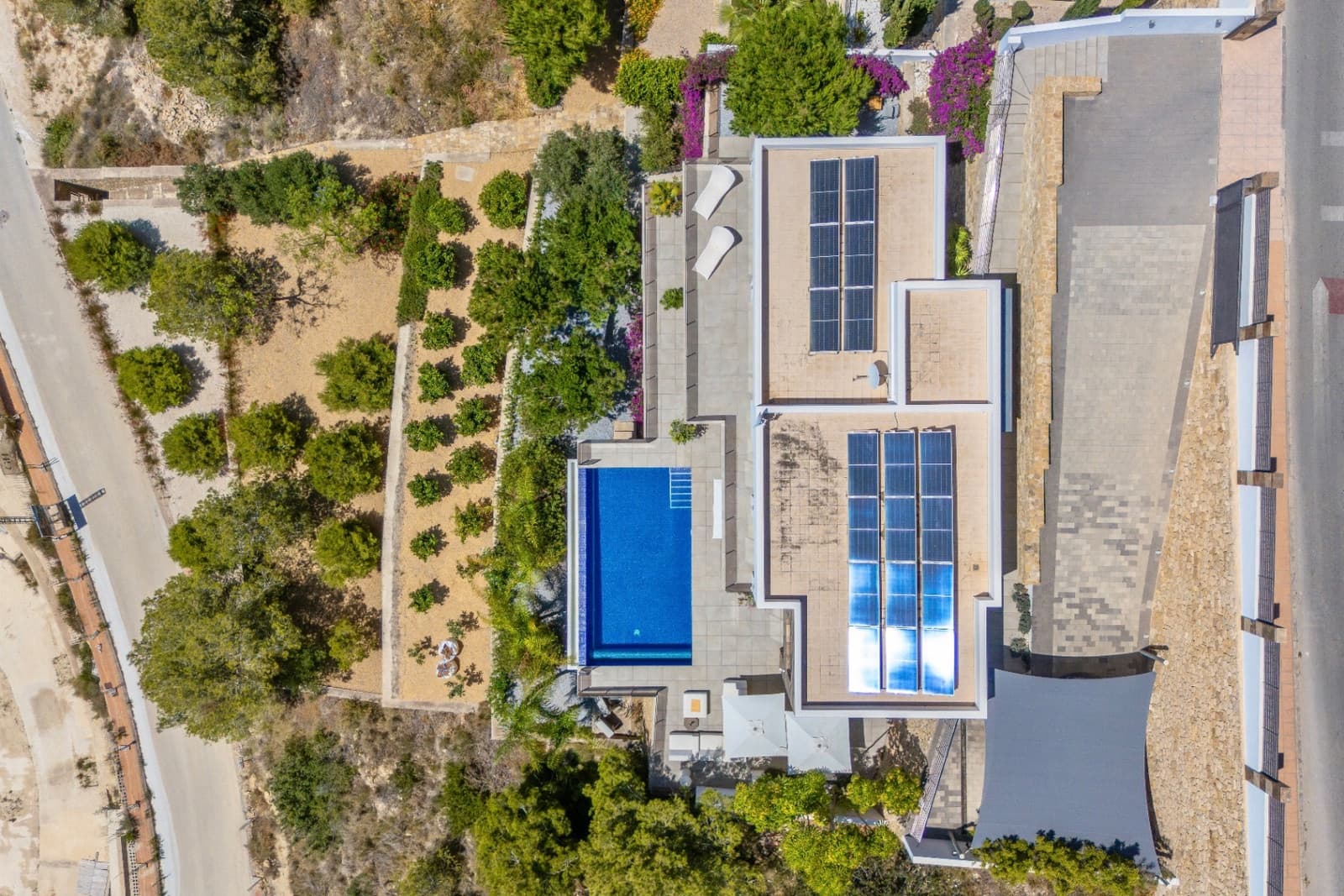 4 soverom Villa til salgs i Benissa med svømmebasseng garasje - € 2 350 000 (Ref: 9982675)