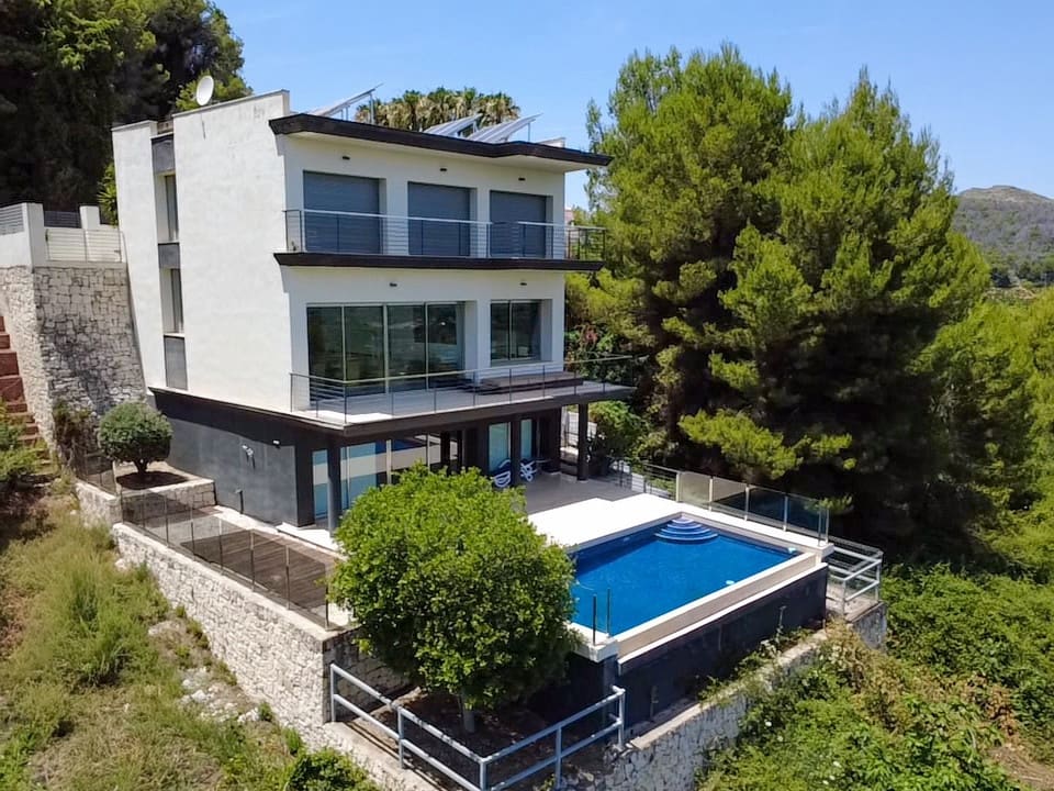 4 slaapkamer Villa te koop in Ador met zwembad - € 1.050.000 (Ref: 9982676)