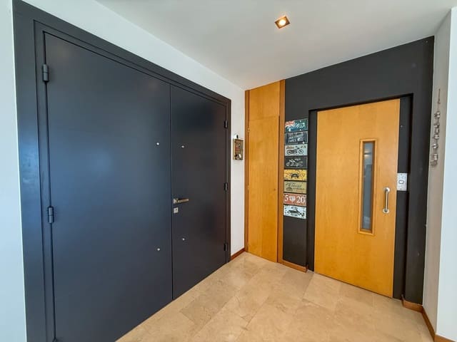 4 slaapkamer Villa te koop in Ador met zwembad - € 1.050.000 (Ref: 9982676)