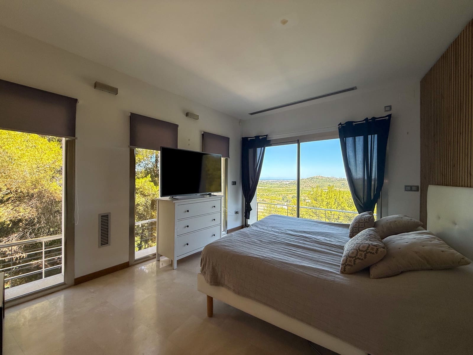 4 slaapkamer Villa te koop in Ador met zwembad - € 1.050.000 (Ref: 9982676)
