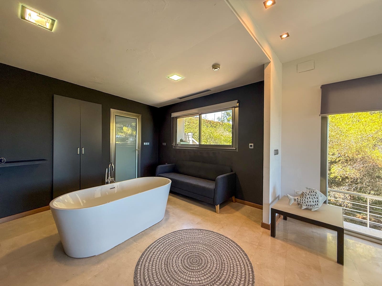 4 slaapkamer Villa te koop in Ador met zwembad - € 1.050.000 (Ref: 9982676)